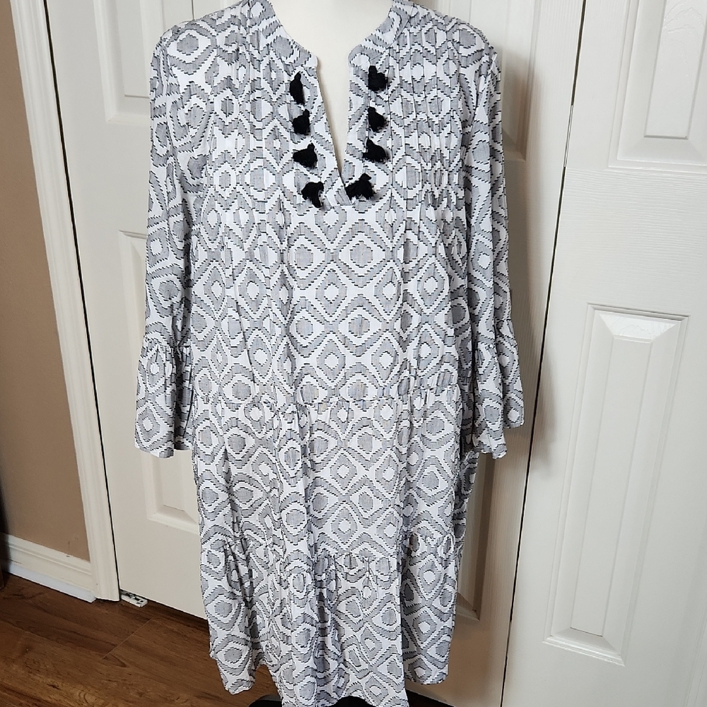 Tommy Bahama Geometric Black and White Midi Dress